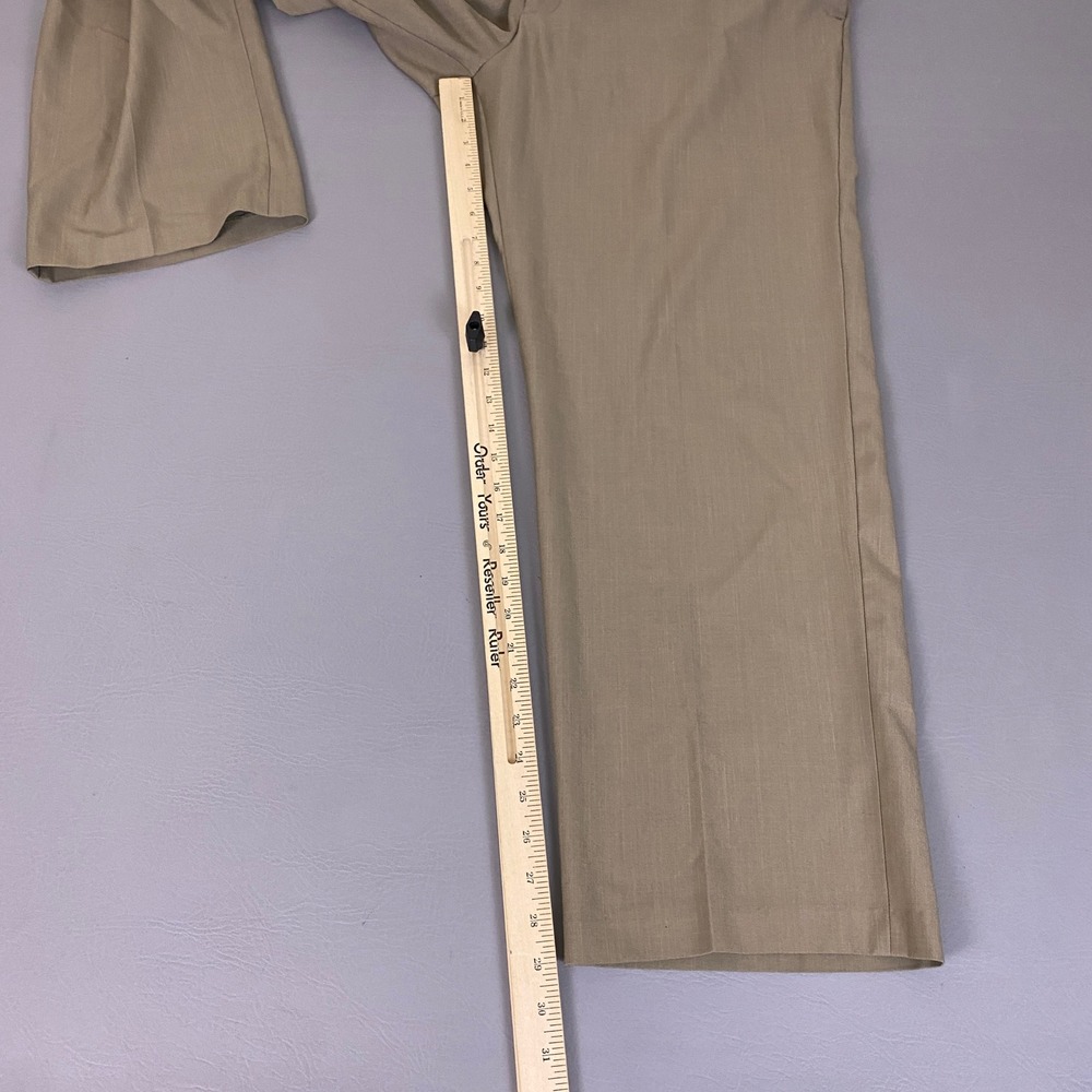 Haggar Khaki Dress Pants Men's Size 40x30 Tan No Iron Business Casual Flat Front - Picture 9 of 12